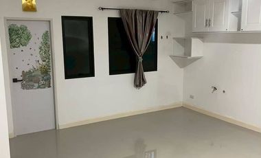 For sale 2 ベッドルーム townhouse in Rat Burana, Bangkok