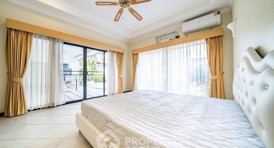 À vendre 4 chambres maison à Pratumnak, Pattaya