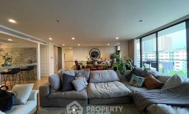 Condo en venta de 3 habitaciones en Suan Luang, Bangkok