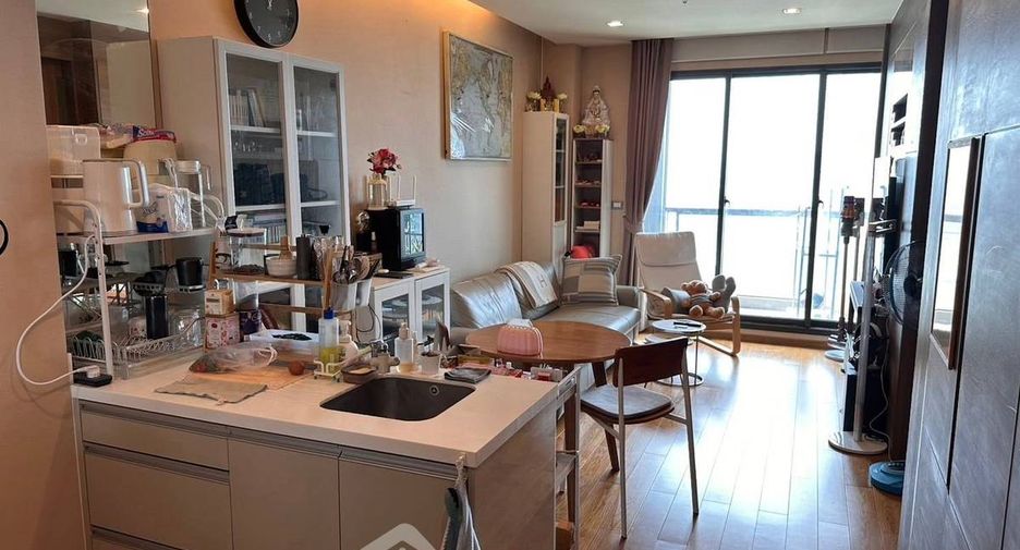 For sale 1 bed condo in Sathon, Bangkok