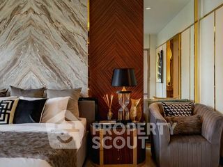 For sale 4 bedrooms house in Saphan Sung, Bangkok