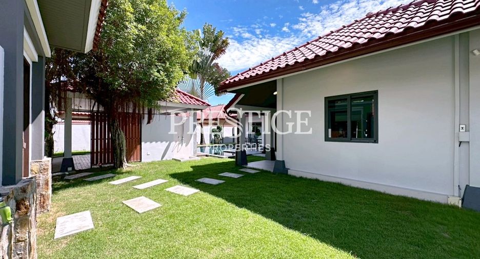 For sale 3 bedrooms house in Huay Yai, Pattaya
