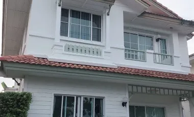 À louer 4 chambres maison à Bang Bua Thong, Nonthaburi
