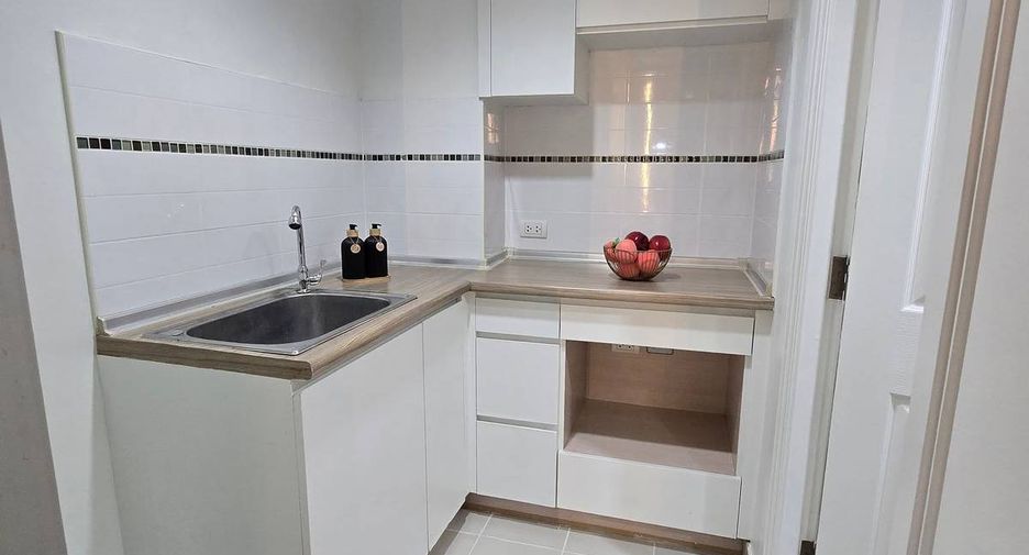 For sale 1 bed condo in Yan Nawa, Bangkok