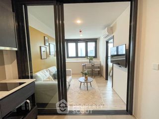 For sale 1 Beds condo in Huai Khwang, Bangkok