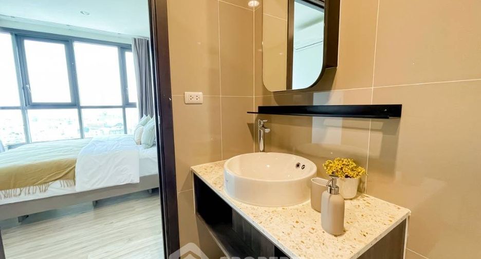 For sale 1 bed condo in Huai Khwang, Bangkok