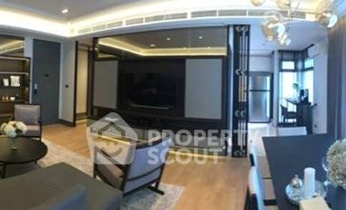 For sale 3 bedrooms condo in Khlong Toei, Bangkok