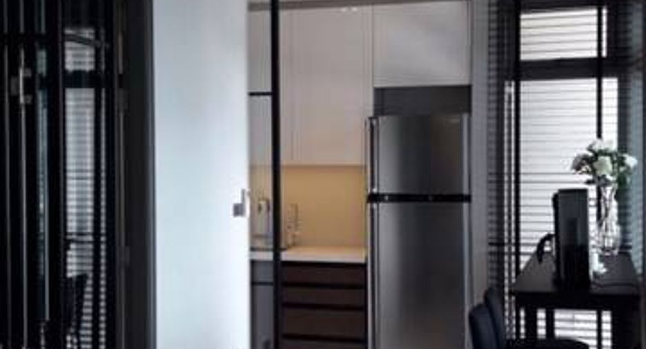 For sale 3 ベッドルーム condo in Khlong Toei, Bangkok