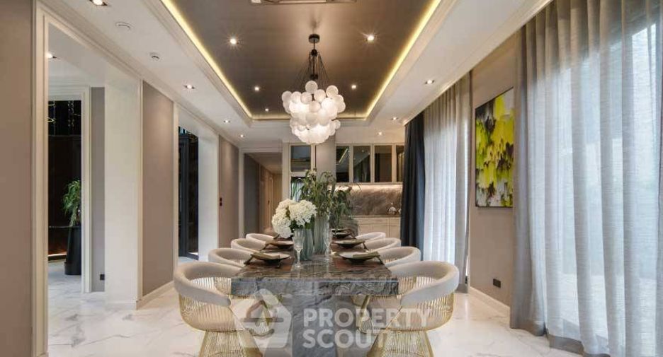 For sale 4 bedrooms house in Bang Khae, Bangkok