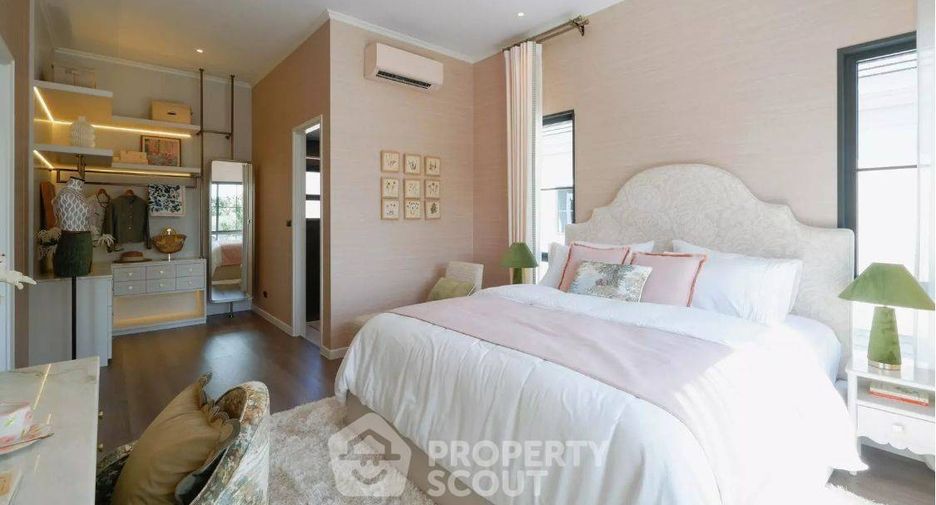 For sale 4 bedrooms house in Bang Phli, Samut Prakan