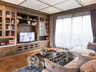 For sale 4 bedrooms house in Taling Chan, Bangkok