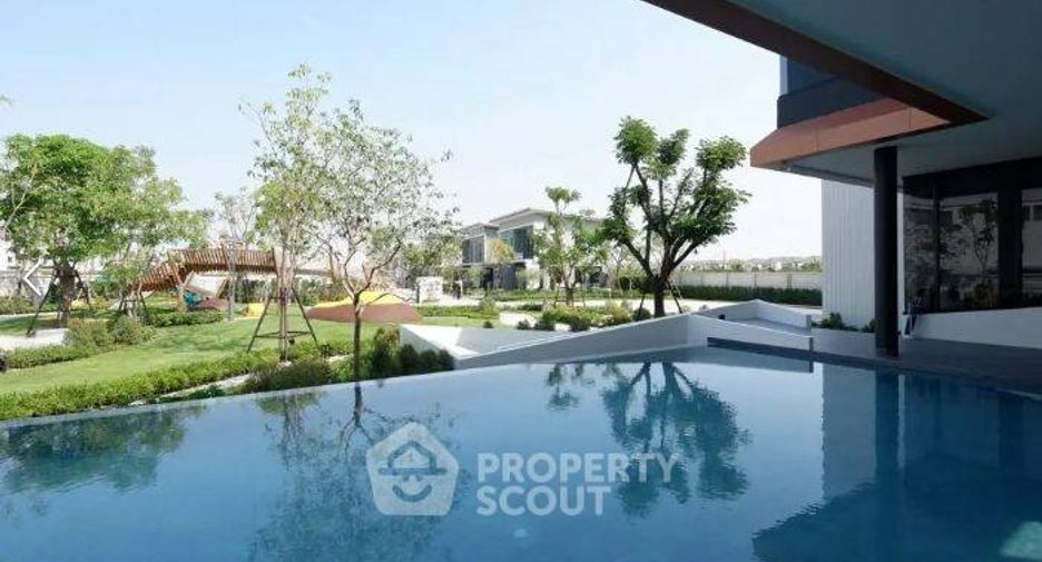 For sale 3 bedrooms house in Saphan Sung, Bangkok