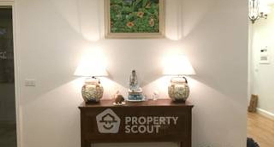 For sale 3 bedrooms condo in Suan Luang, Bangkok