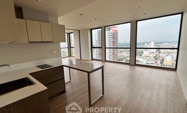 For sale 2 ベッドルーム condo in Sathon, Bangkok