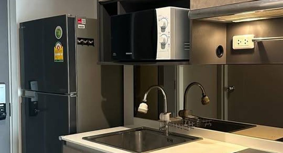 For sale 1 bed condo in Phaya Thai, Bangkok