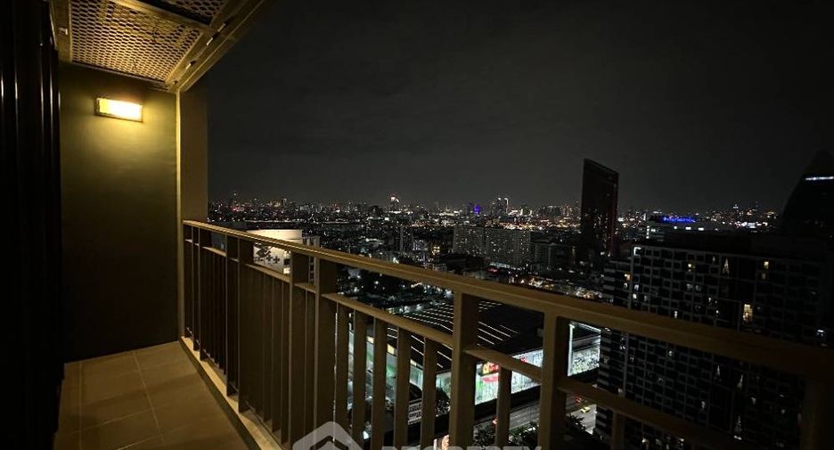 For sale 2 bedrooms condo in Phaya Thai, Bangkok