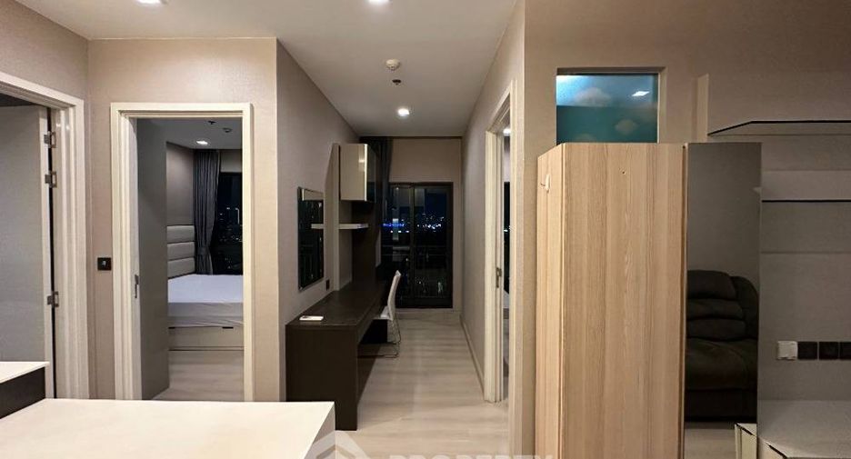 For sale 2 bedrooms condo in Phaya Thai, Bangkok