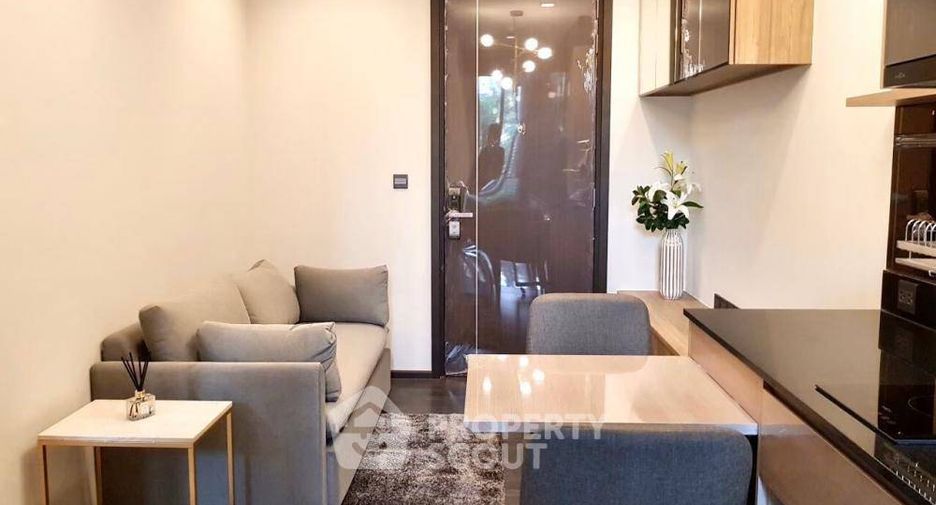For sale 1 bed condo in Huai Khwang, Bangkok