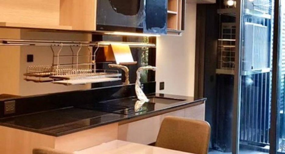 For sale 1 bed condo in Huai Khwang, Bangkok