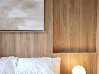 À vendre 1 chambre condo à Huai Khwang, Bangkok