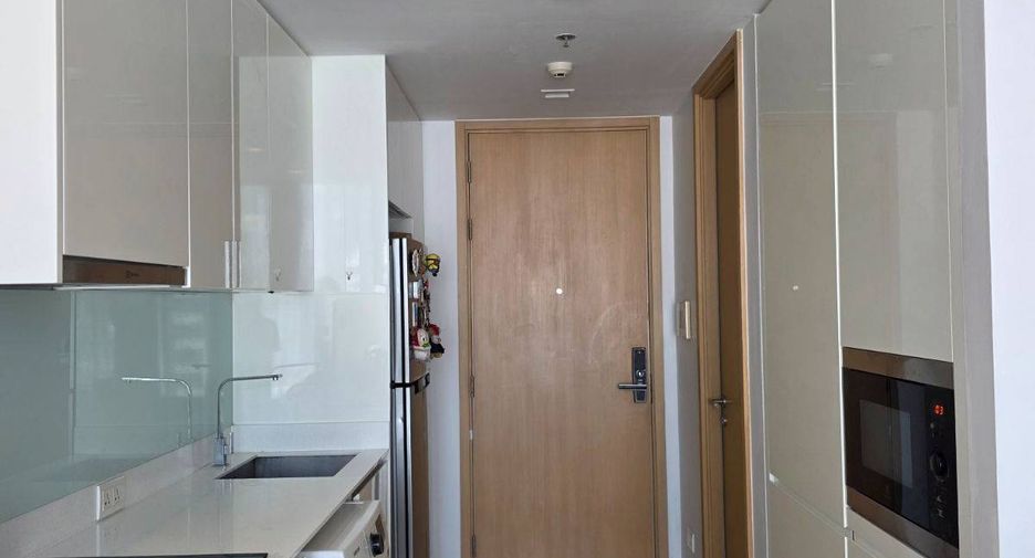 For sale 1 bed condo in Watthana, Bangkok