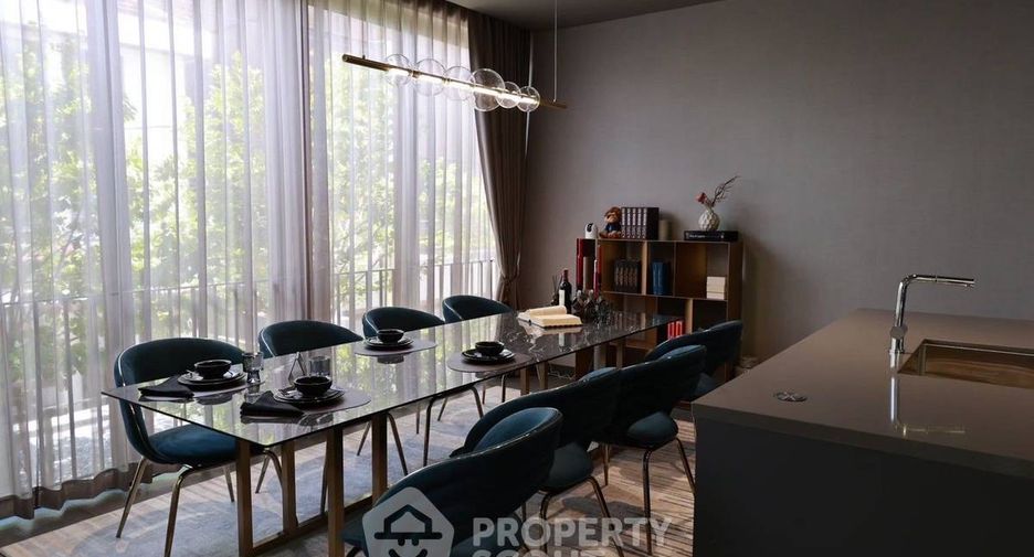 For sale 4 bedrooms villa in Don Mueang, Bangkok