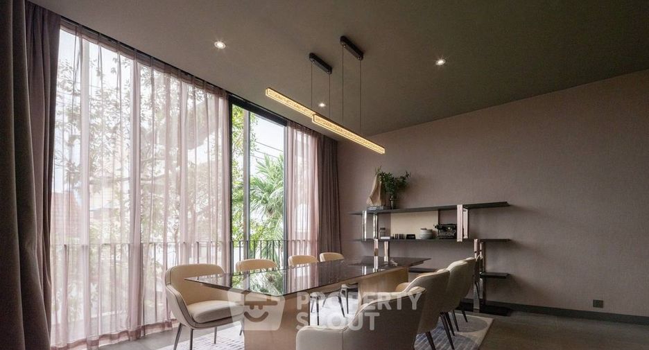 For sale 3 bedrooms villa in Don Mueang, Bangkok