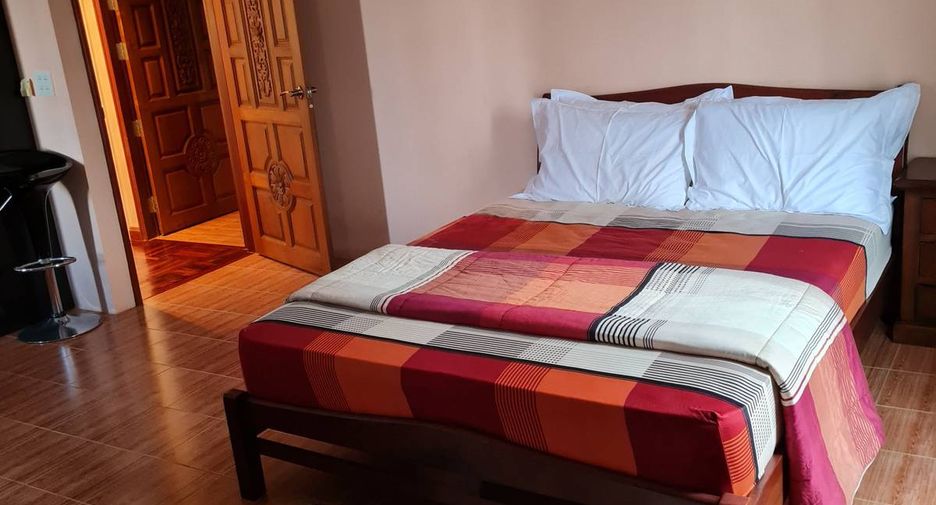 For sale 2 bedrooms condo in Khlong Toei, Bangkok