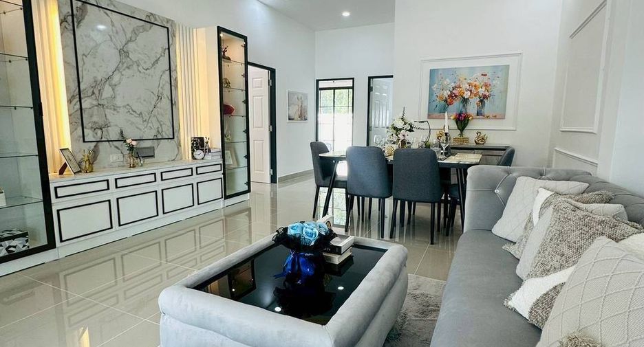 For sale 3 bedrooms house in Bang Lamung, Chonburi