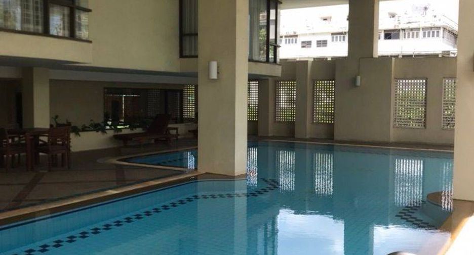 For sale 2 bedrooms condo in Yan Nawa, Bangkok