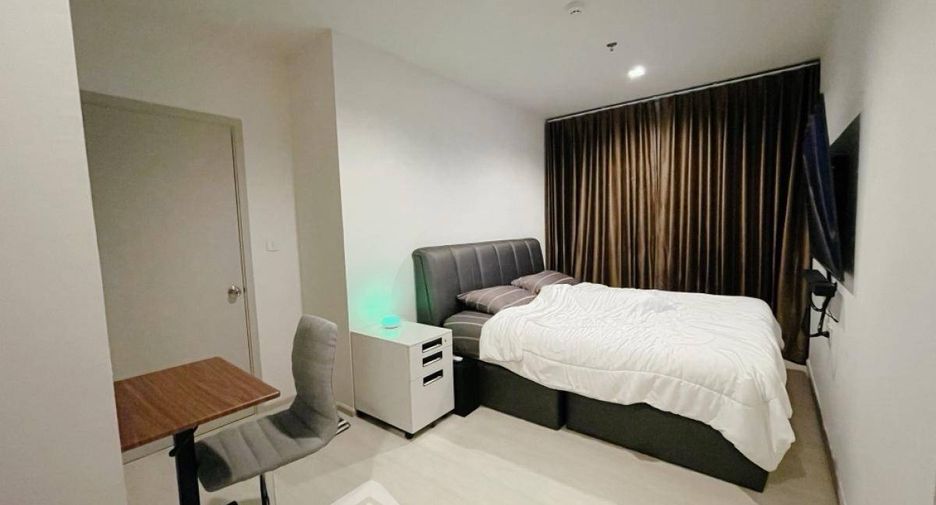 For sale 2 bedrooms condo in Khlong Toei, Bangkok
