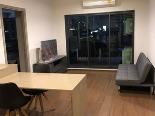 Продажа 2 спальни кондо в Пхра Кханонг, Бангкок