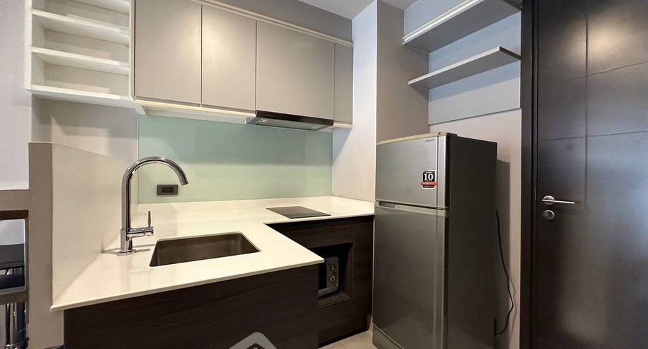 For sale 1 bed condo in Watthana, Bangkok
