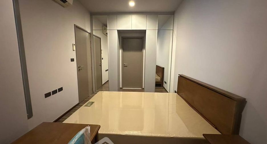 For sale 1 bed condo in Watthana, Bangkok