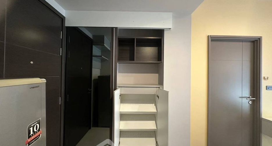 For sale 1 bed condo in Watthana, Bangkok