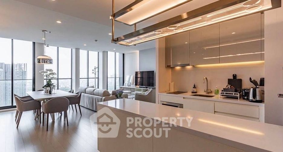 For sale 2 bedrooms condo in Pathum Wan, Bangkok