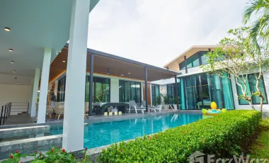 Villa zum Kauf mit 4 Zimmer in Mueang Phuket, Phuket