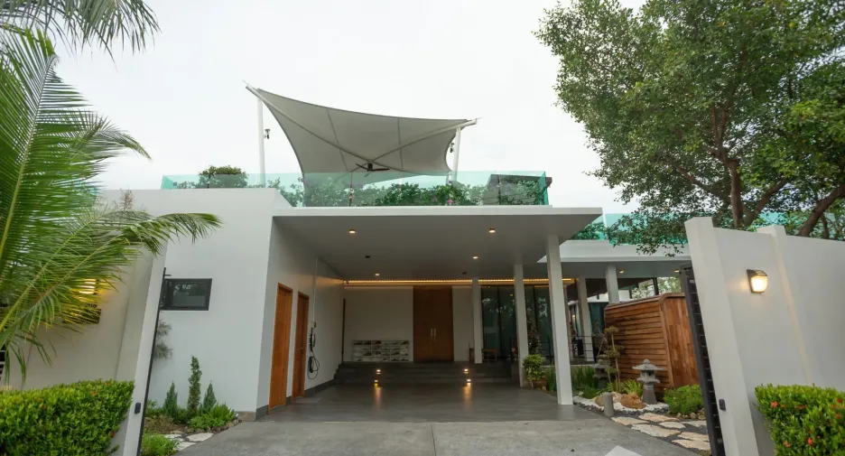 For sale 4 bedrooms villa in Mueang Phuket, Phuket