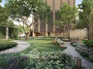 For sale 3 bedrooms condo in Phaya Thai, Bangkok