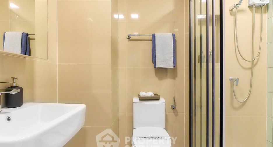 For sale 1 bed condo in Khlong San, Bangkok