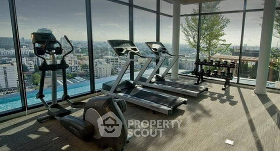 For sale 1 bed condo in Huai Khwang, Bangkok