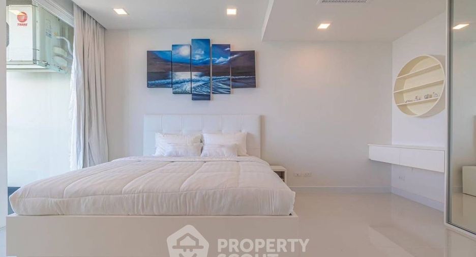 For sale 3 bedrooms condo in Sattahip, Chonburi
