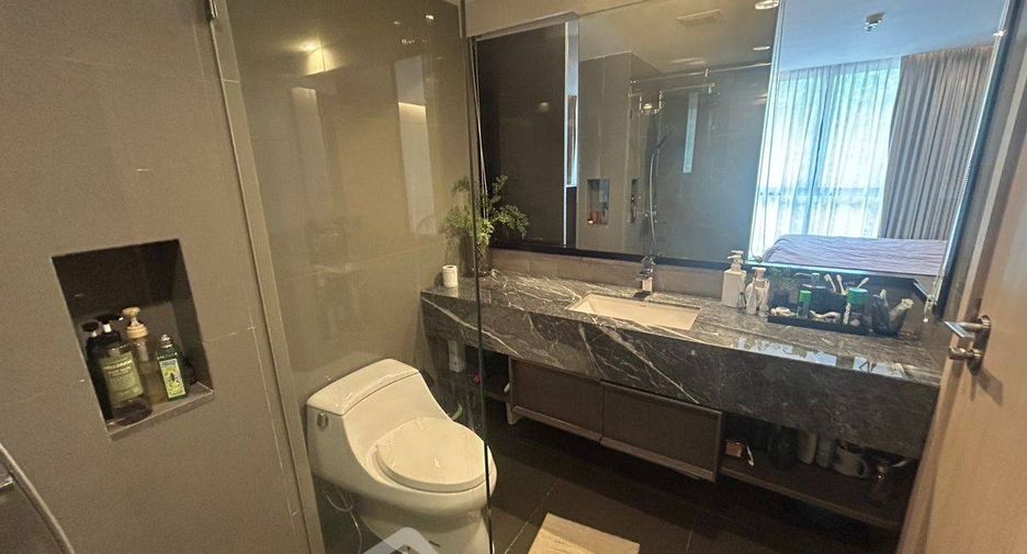 For sale 1 Beds condo in Sathon, Bangkok