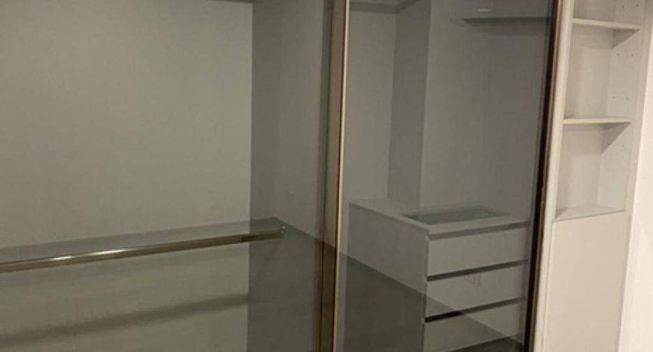 For sale 1 bed condo in Huai Khwang, Bangkok