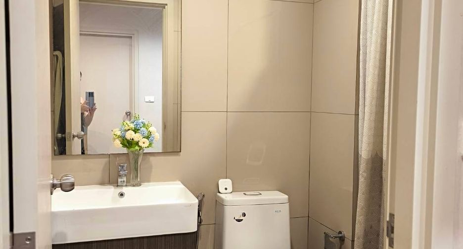 For sale 2 bedrooms condo in Bang Phlat, Bangkok