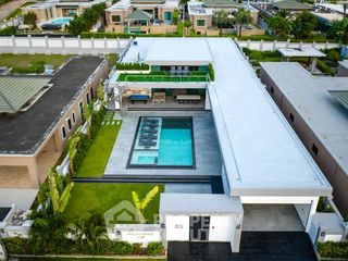 For sale 6 bedrooms villa in Bang Lamung, Chonburi