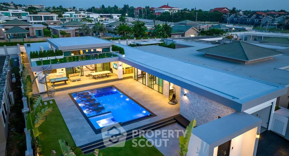 Villa zum Kauf mit 6 Zimmer in Bang Lamung, Chonburi