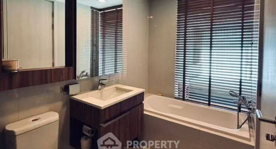 For sale 2 bedrooms condo in Watthana, Bangkok