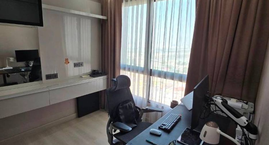 For sale 2 bedrooms condo in Phaya Thai, Bangkok