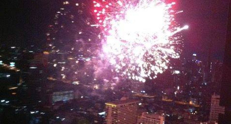 For sale 2 bedrooms condo in Sathon, Bangkok